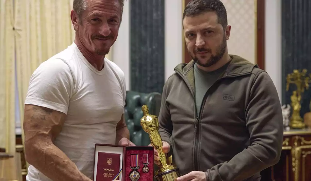 Sean Penn loans Oscar to Zelenskyy until Ukraine wins war