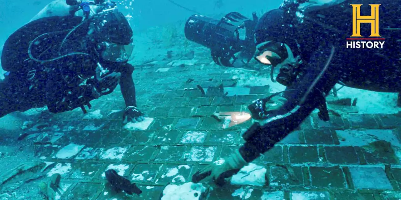 Section of destroyed shuttle Challenger found on ocean floor