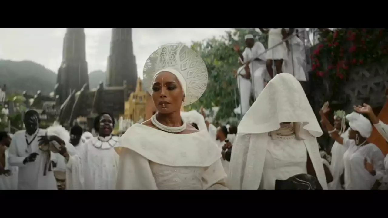 Back to Wakanda without Chadwick Boseman: Hope, healing in new 'Black Panther: Wakanda Forever'