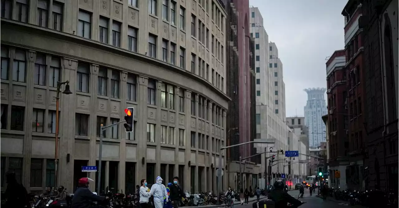 China shortens quarantines as it eases some of its COVID rules