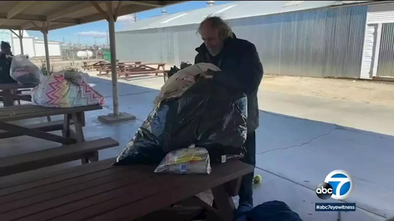 Antelope Valley homeless get much-needed winter gear amid freeze warning