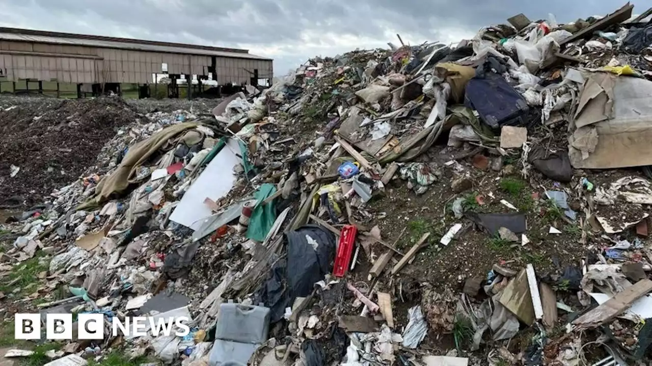 Kiveton Park: Rotherham industrial waste fire a 'real challenge'