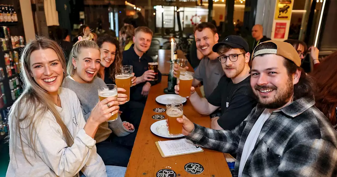 Belfast social pictures as pals kick off the weekend in style