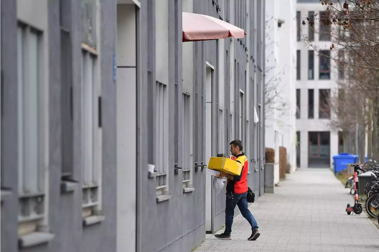 Pakete für Nachbarn annehmen: Warum Berliner auf der Hut sein sollten