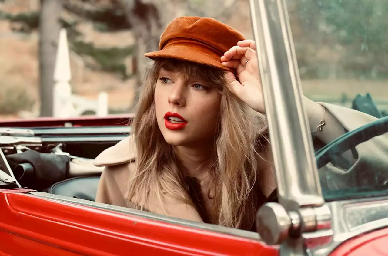 Here’s How ‘Red (Taylor’s Version)’ Performed Compared to Taylor Swift’s ‘Red’ in Its First Year