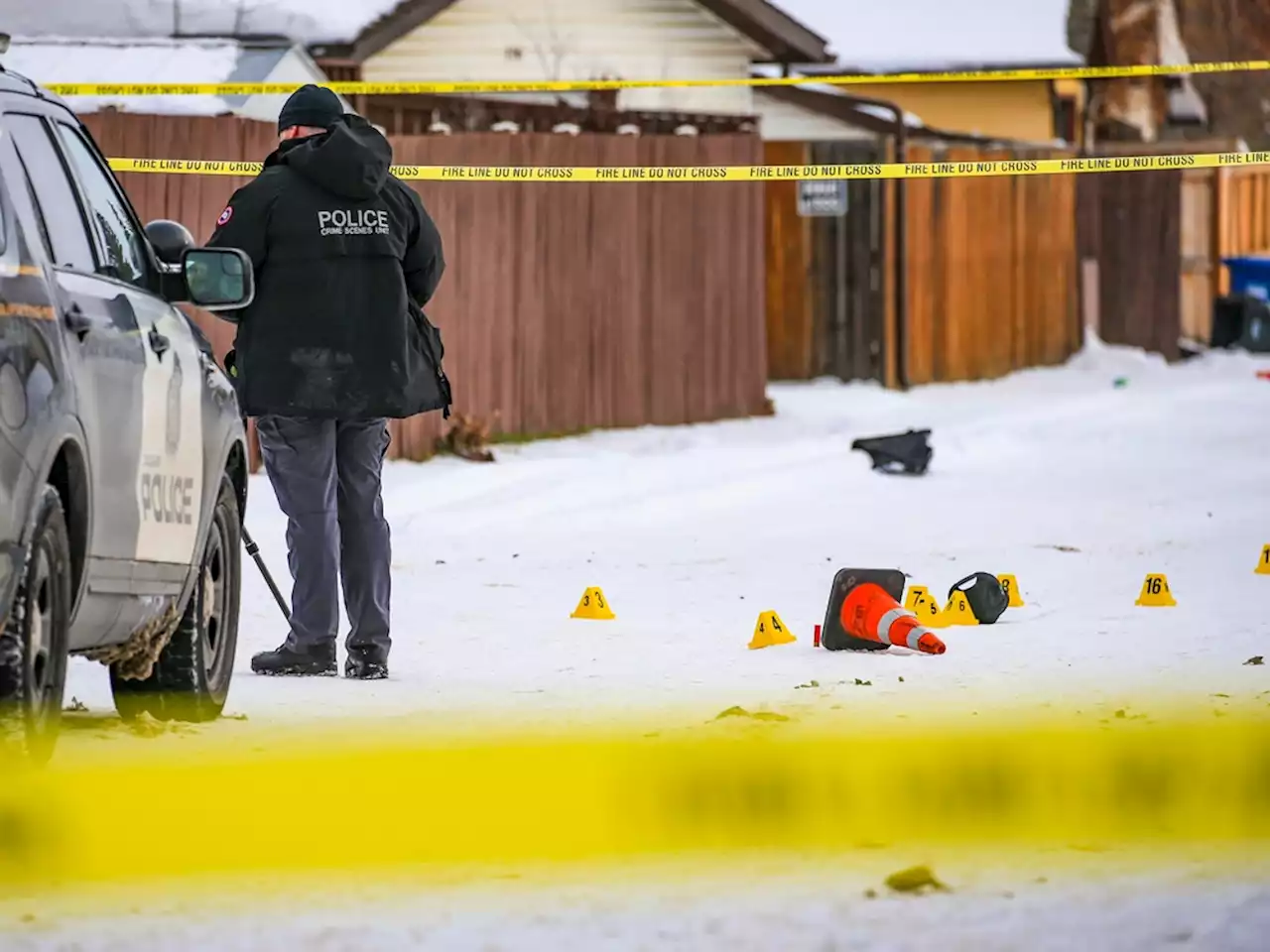 Early morning shooting in northeast Calgary leaves one dead