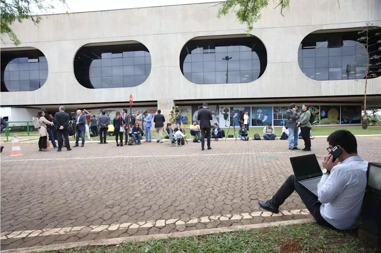 Lula constrói base com novos e velhos aliados, e até apoiadores do governo Bolsonaro