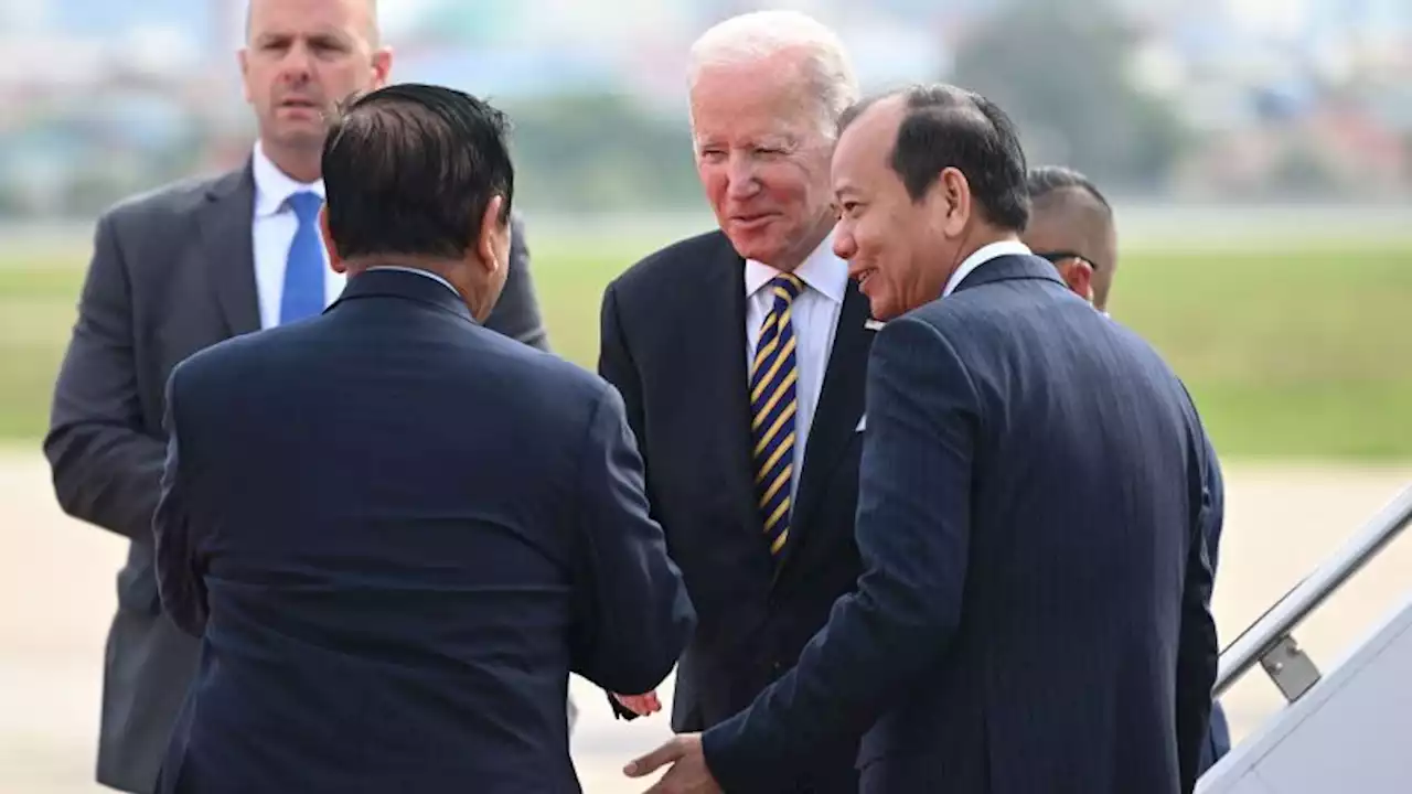 Biden lands in Cambodia to meet Asian allies ahead of Xi meeting | CNN Politics