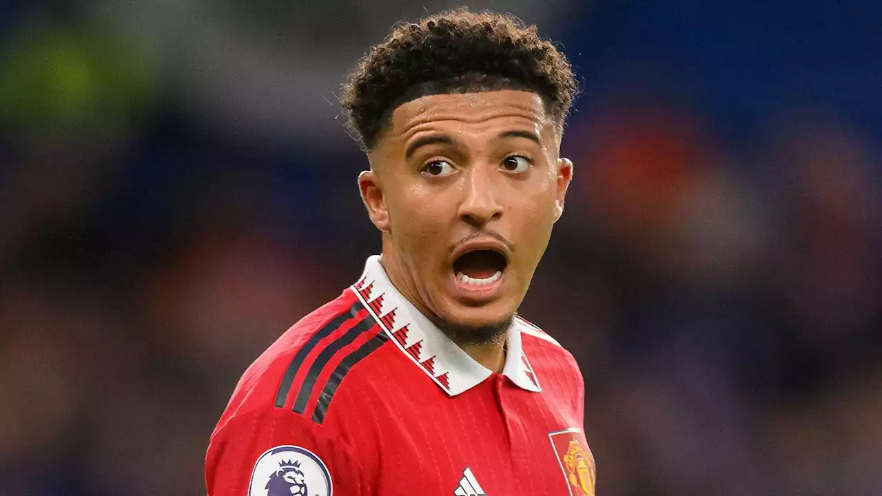 'Timekeeping was an issue' for Man Utd star as Ryanair are slammed for mocking him - Football365