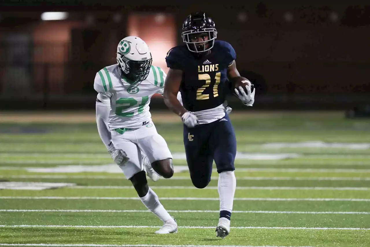 Lake Creek runs the ball all over Texas City for first bi-district title