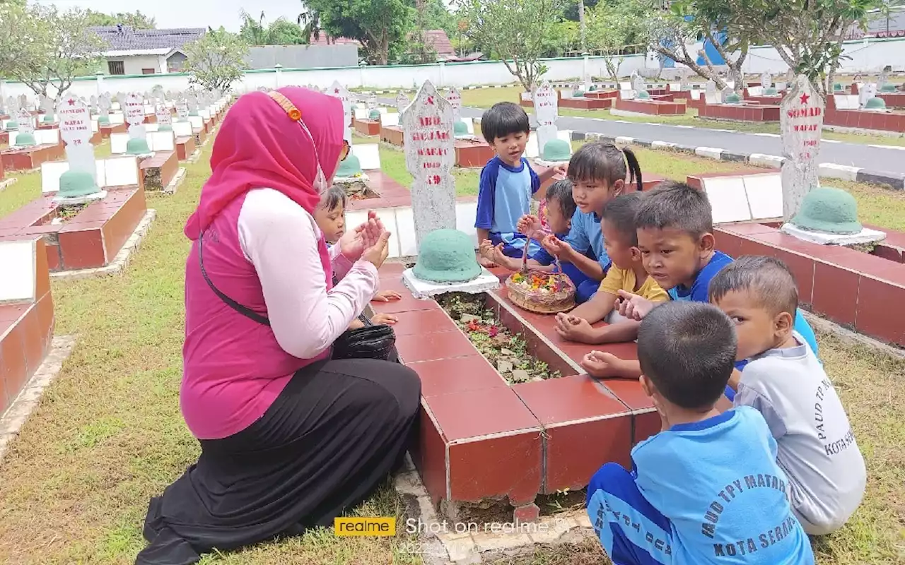 Cara Anak Usia Dini di Serang Memperingati Hari Pahlawan, Subhanallah