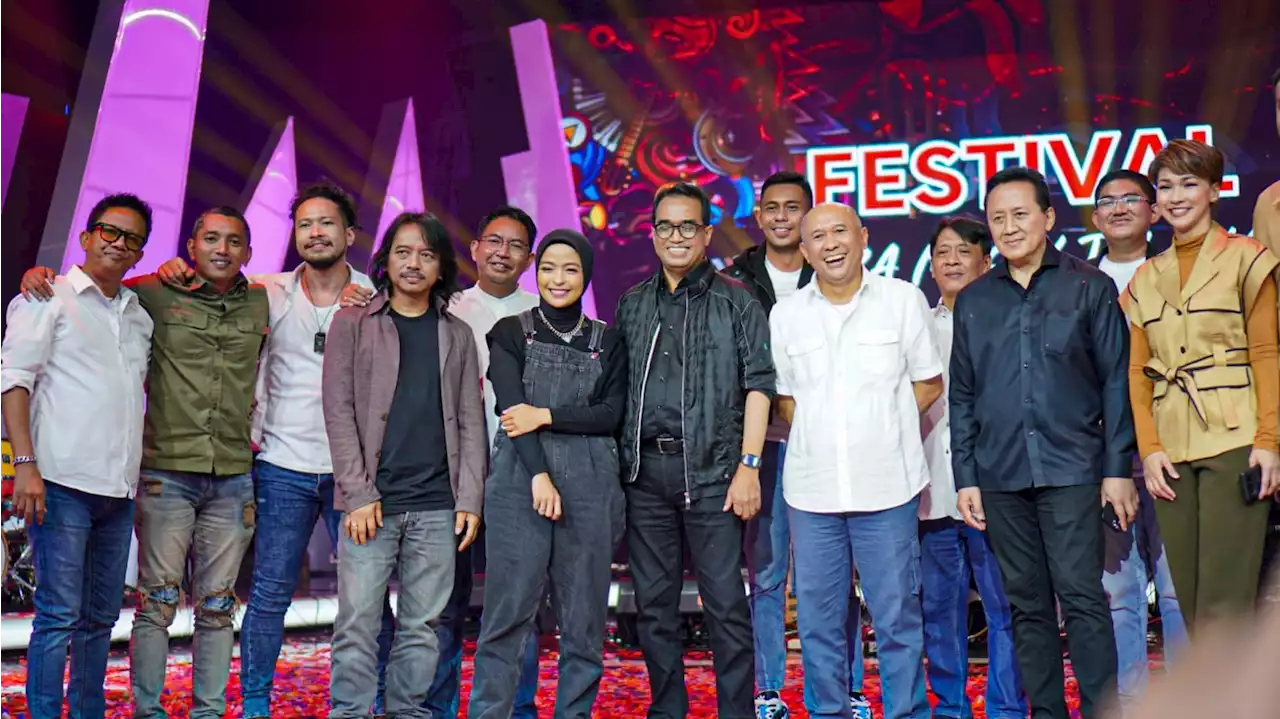 Menhub Acungi Jempol Kemampuan Peserta Festival Suara Musik Jalanan 2022