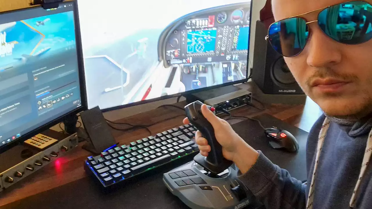 Ich flog 400 Stunden Flight Simulator mit Controller, jetzt mit Flight Stick – Lohnt sich das?