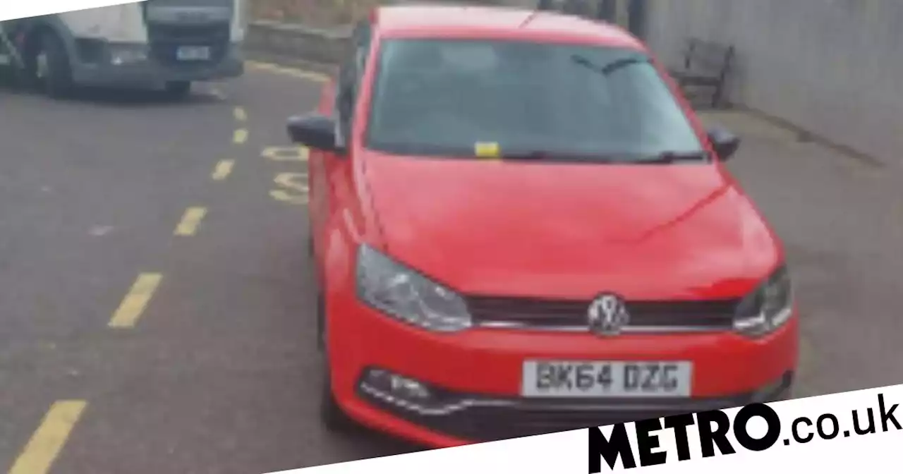 Man 'told to park in bus stop' but slapped with parking fine anyway