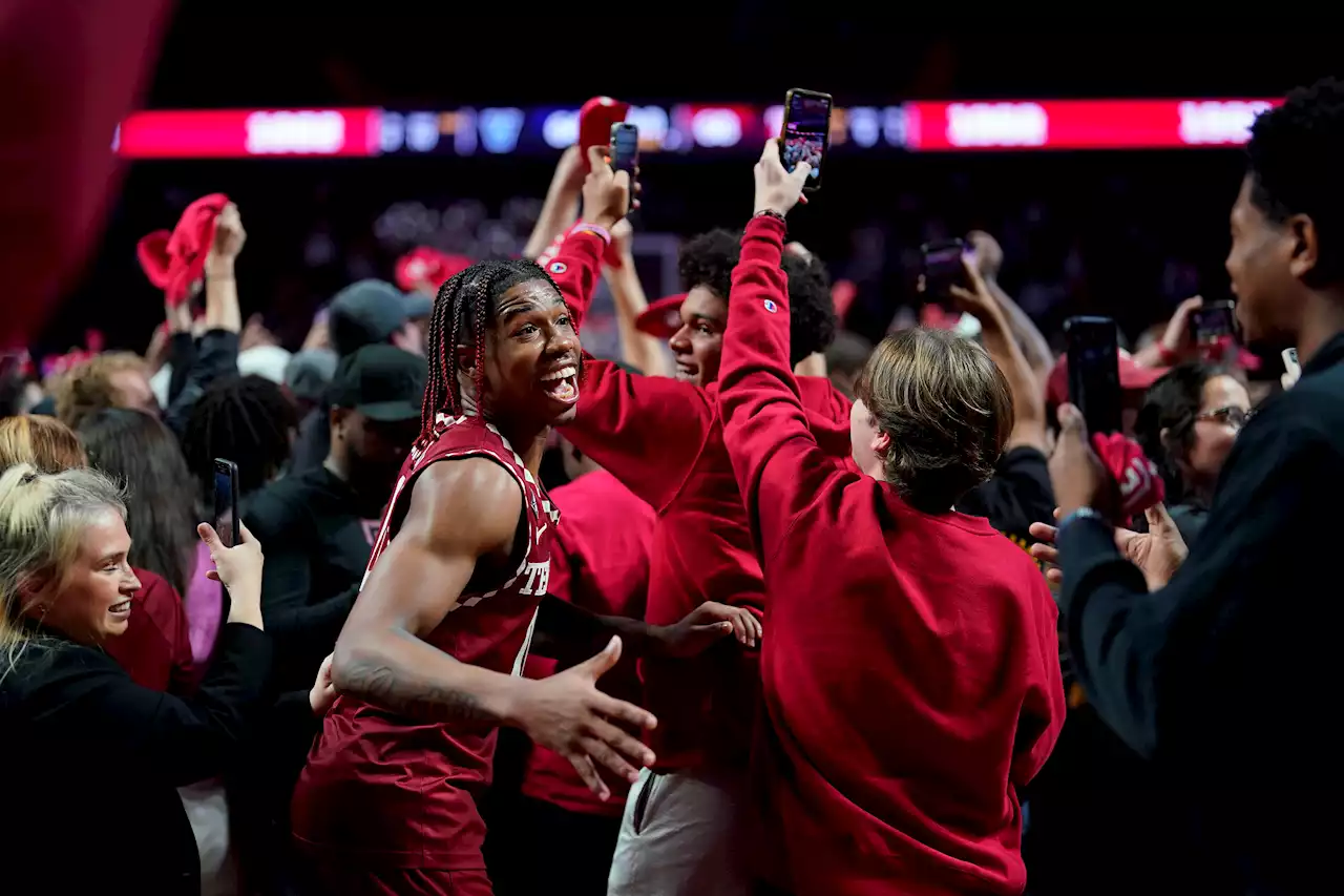 Temple Men's Basketball Beats Villanova For 1st Time in 10 Years