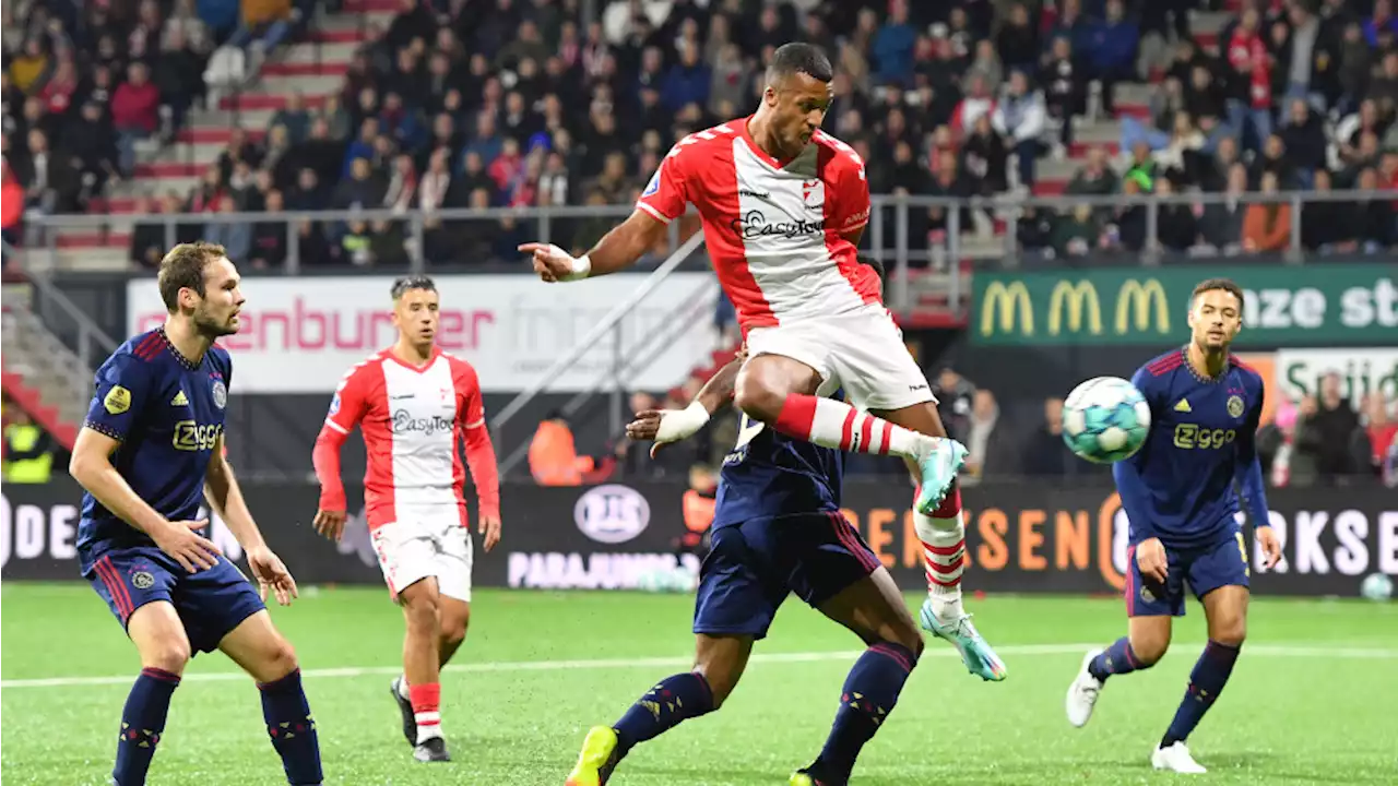 Dramatisch Ajax verspeelt dure punten tegen FC Emmen en gaat met slecht gevoel naar WK