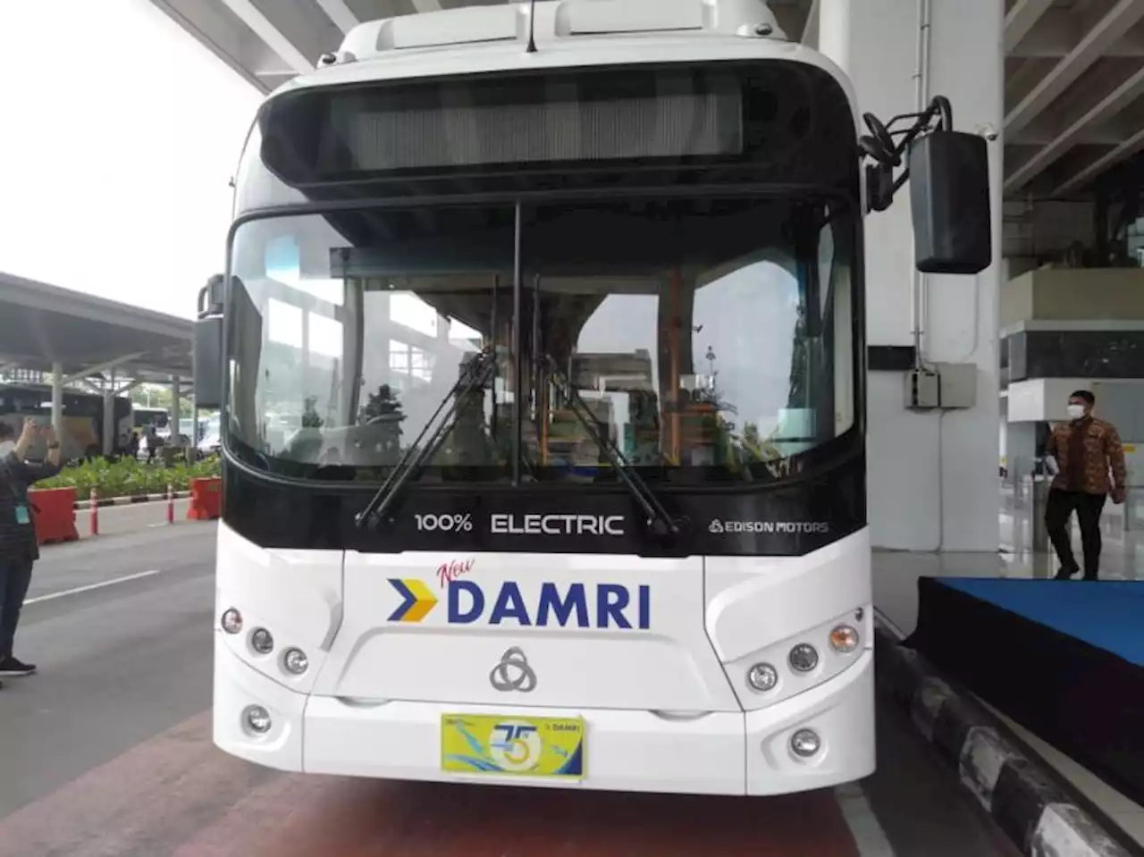 Damri Operasikan 24 Bus Listrik Selama KTT G20 |Republika Online