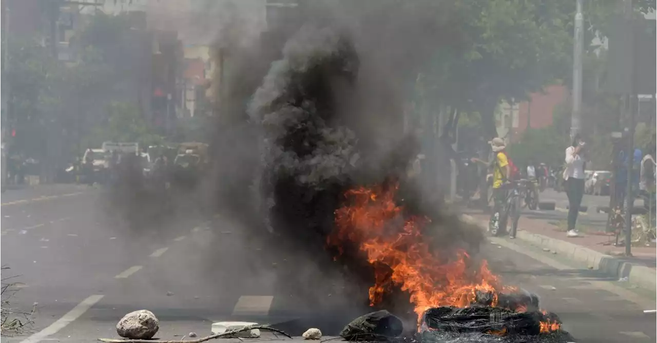 Bolivia census protests hit turbulent three-week milestone, strike continues