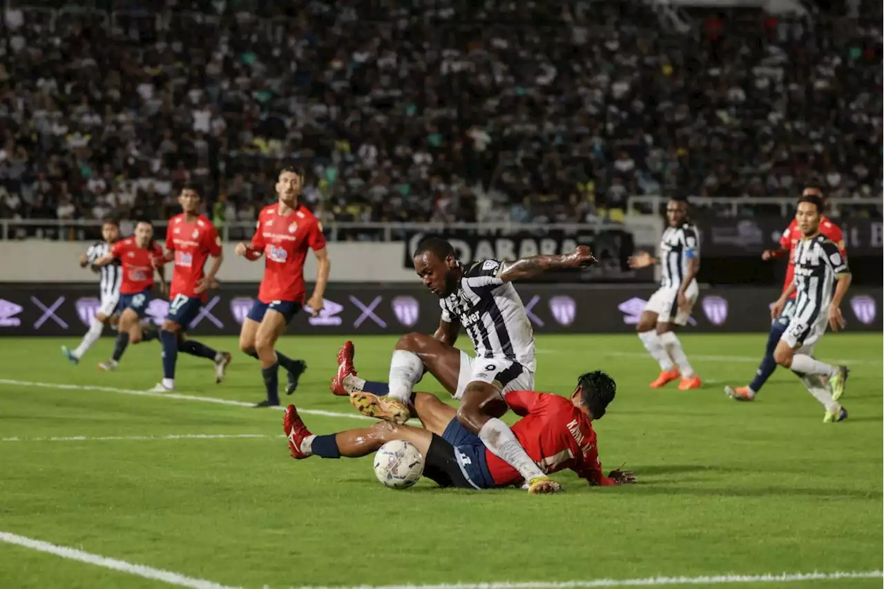 Defending champs KL crash out of Malaysia Cup quarter-finals