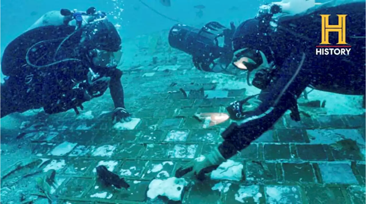 Section of destroyed shuttle Challenger found on ocean floor