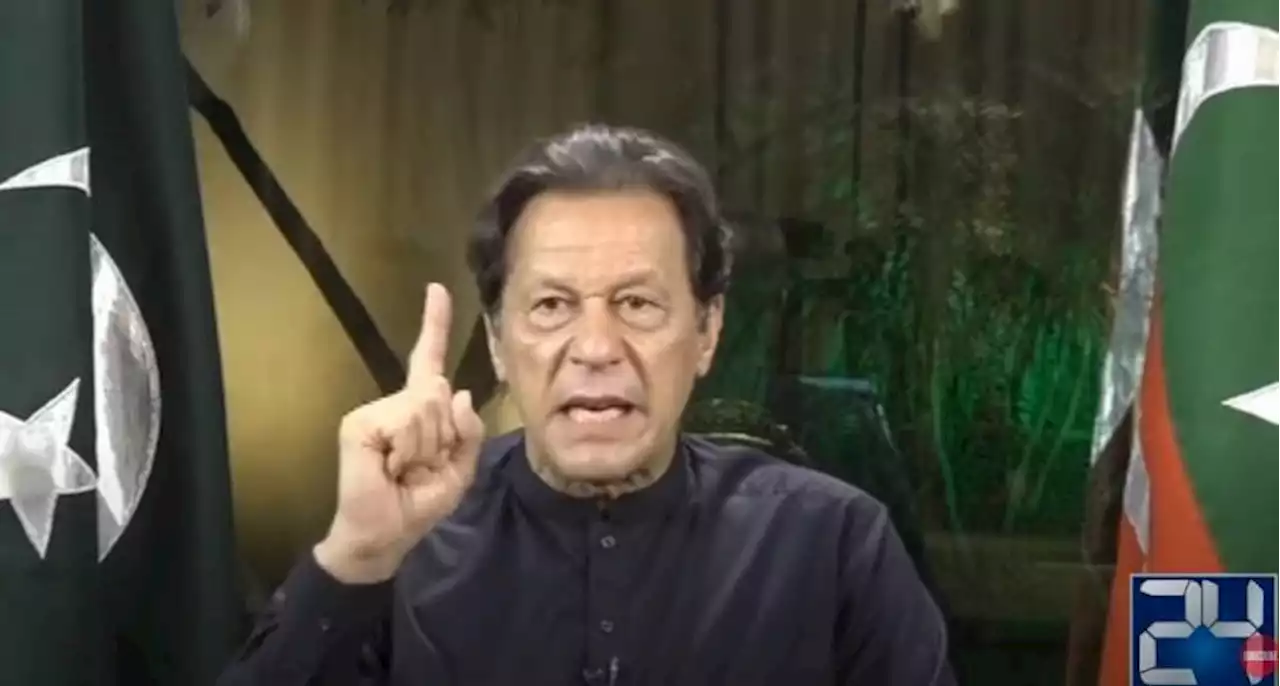 Imran says Nawaz Sharif delaying elections as sure about his defeat