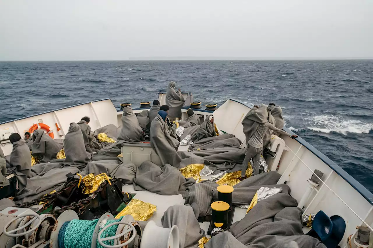 Migranti, Tajani: 'Problema politico, Italia non è contro Francia e Germania'