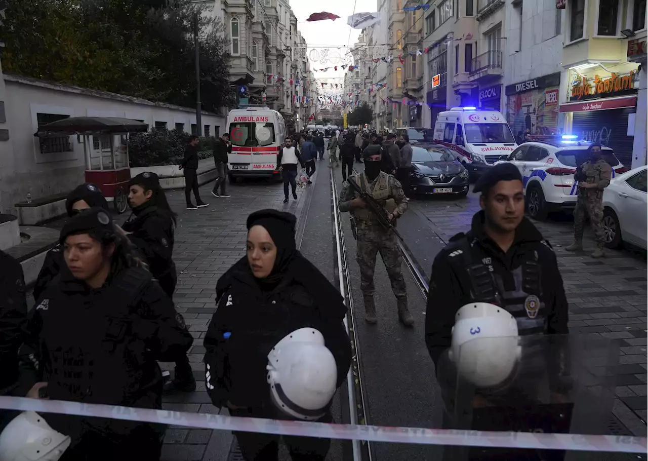 Bomb rocks avenue in heart of Istanbul; 6 dead, dozens hurt