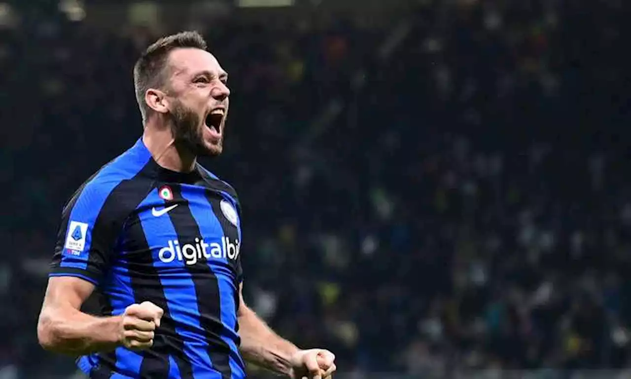 Inter: Inzaghi sceglie de Vrij al posto di Acerbi, ancora in panchina Brozovic