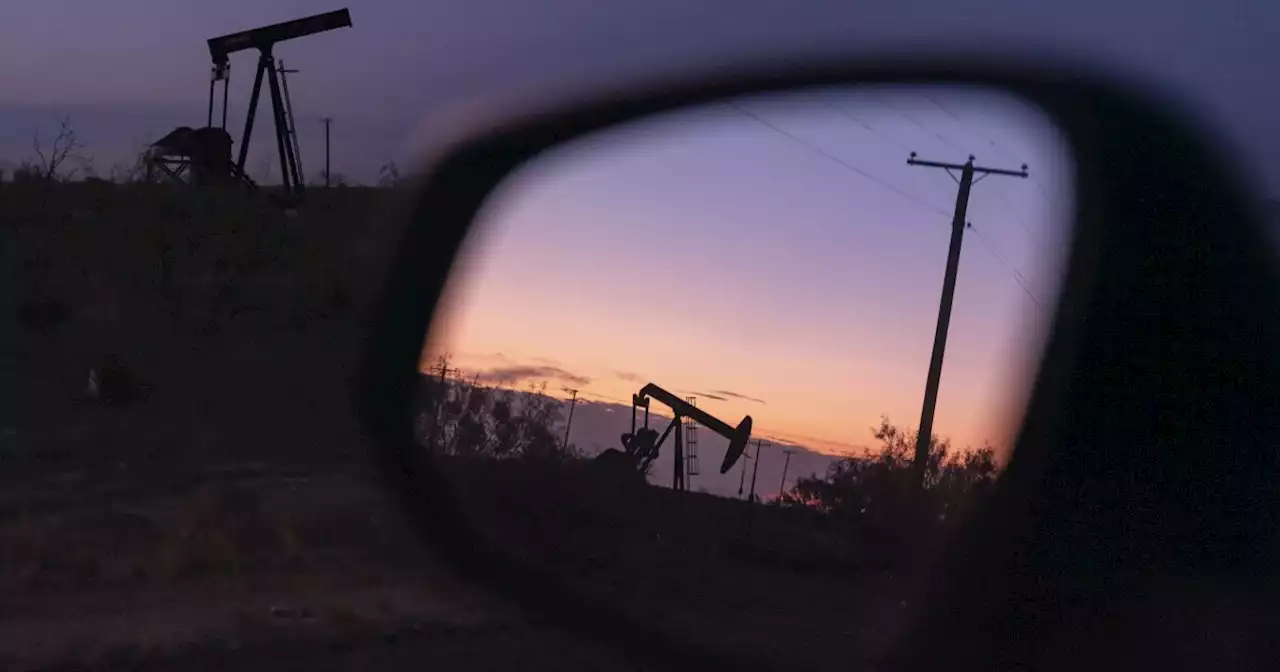 High oil and gas prices bring record revenues to Texas and New Mexico