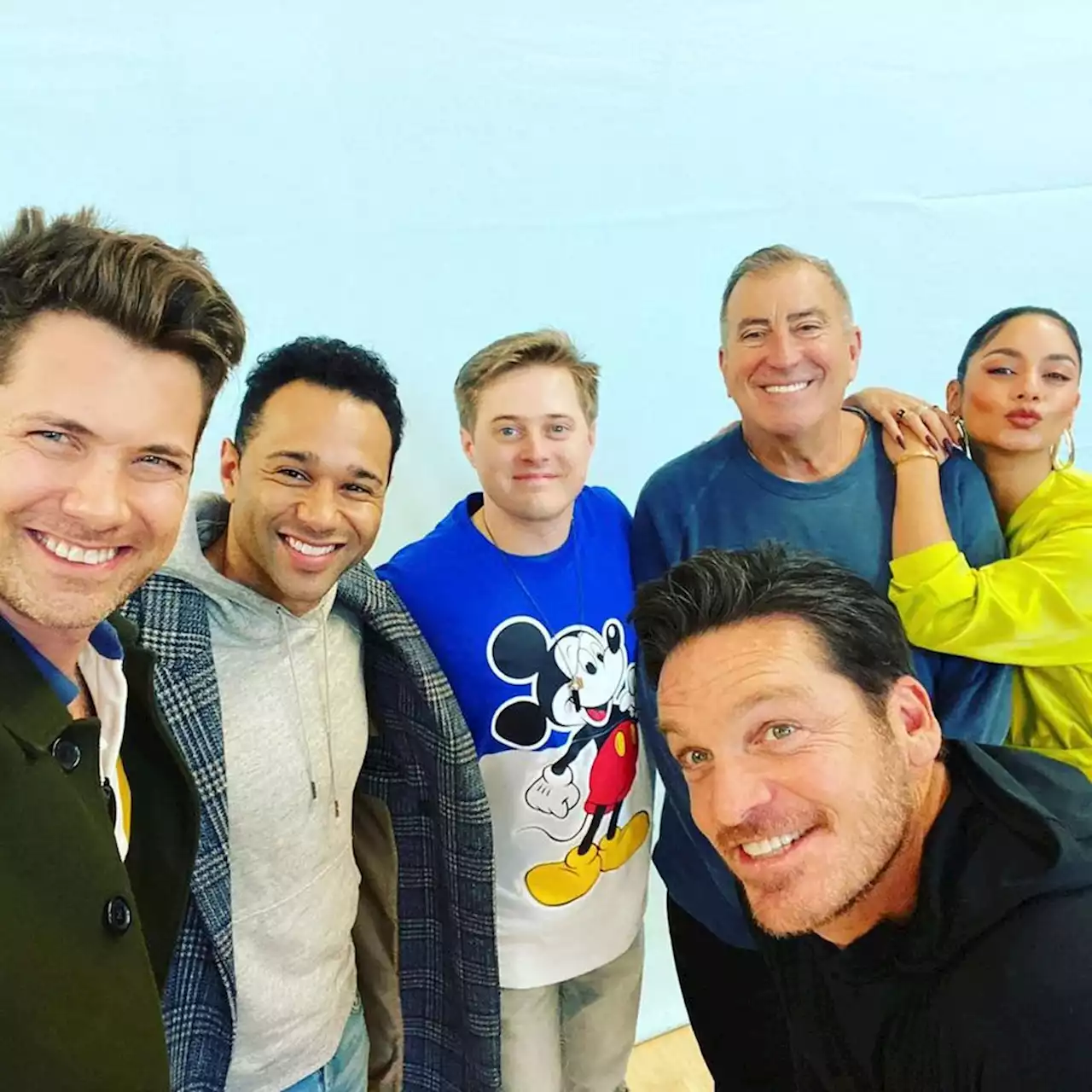 High School Musical Cast Members Reunite in Paris - E! Online