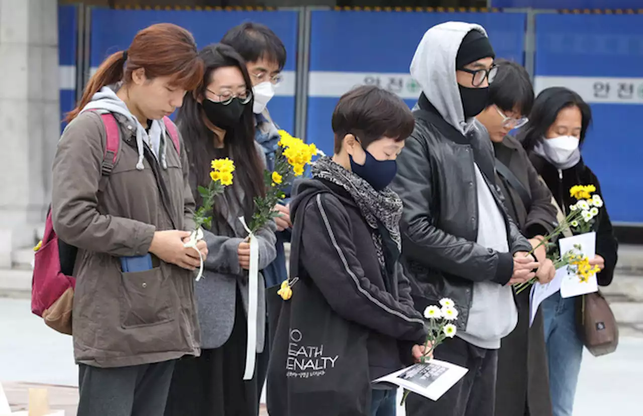 “광장에서의 집회 자유 있어야 희생자 애도도 가능합니다”