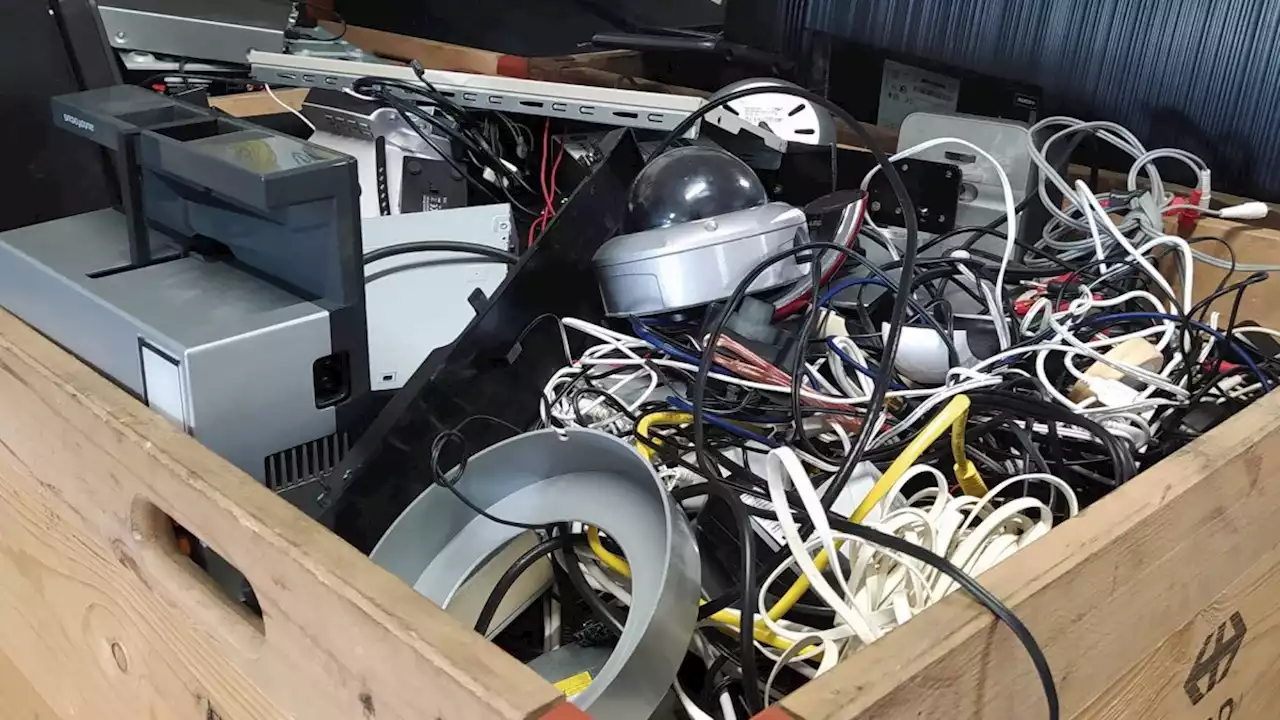 Recycling für Maker: Wie Sie alte Elektrogeräte und Schrott wiederverwenden