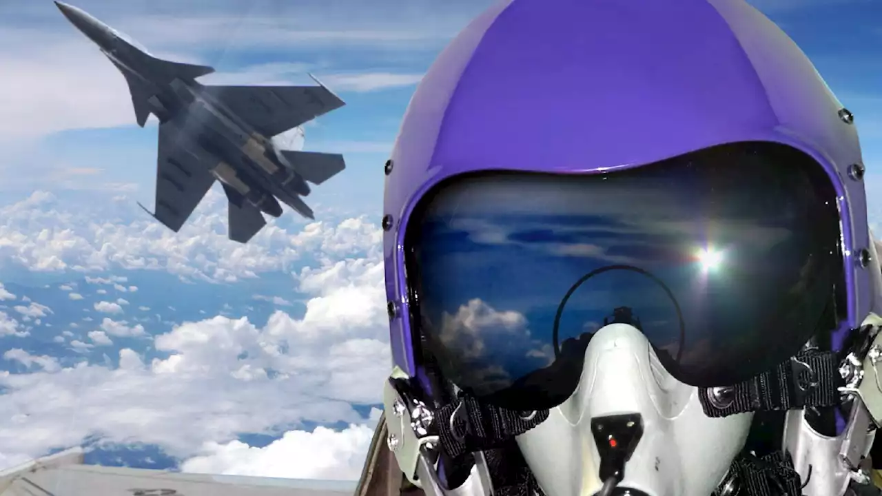 This is why astronauts complete fighter jet training