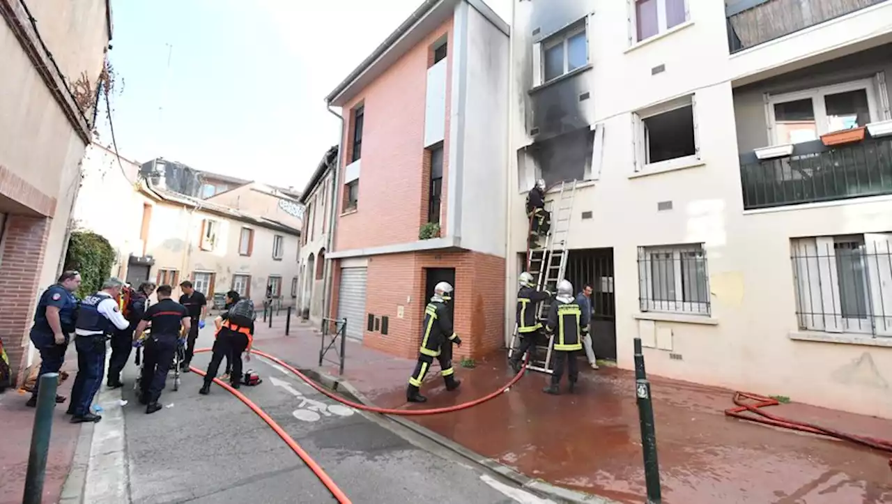 Toulouse : important incendie d'un immeuble du quartier Saint-Cyprien, un quinquagénaire dans un état critique