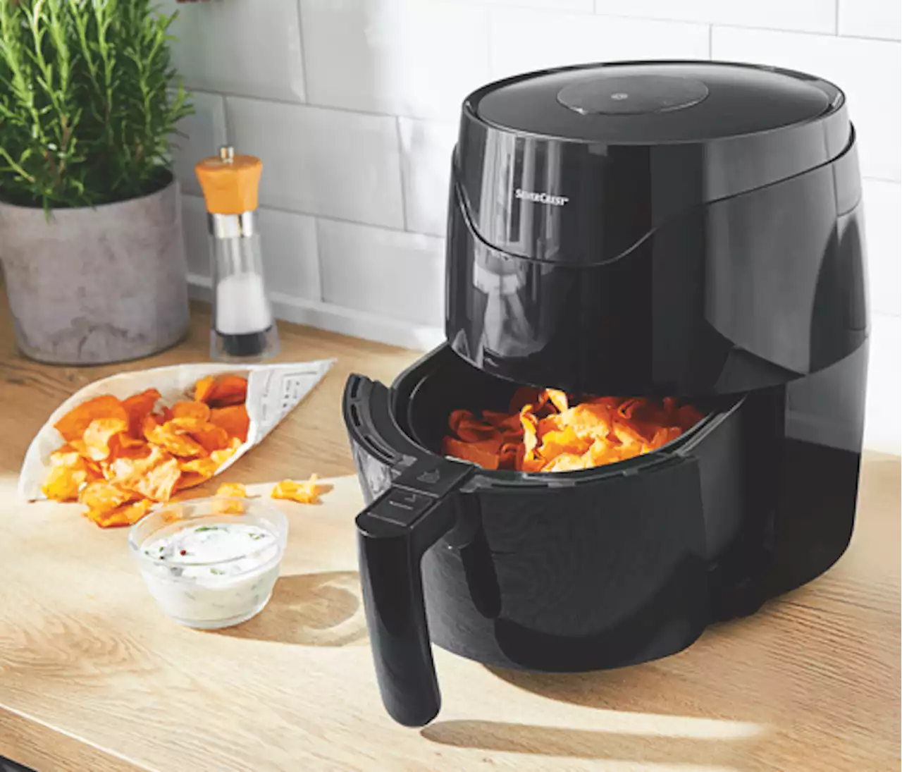 Lidl is bringing back its popular air fryer to UK stores - but only while stock lasts