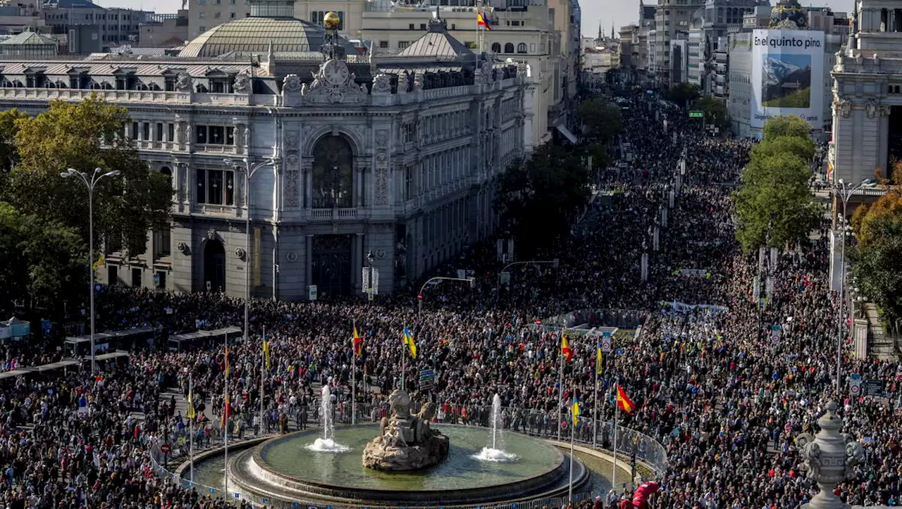 «Des soins pour tous» : mobilisation monstre en Espagne pour défendre le système de santé publique