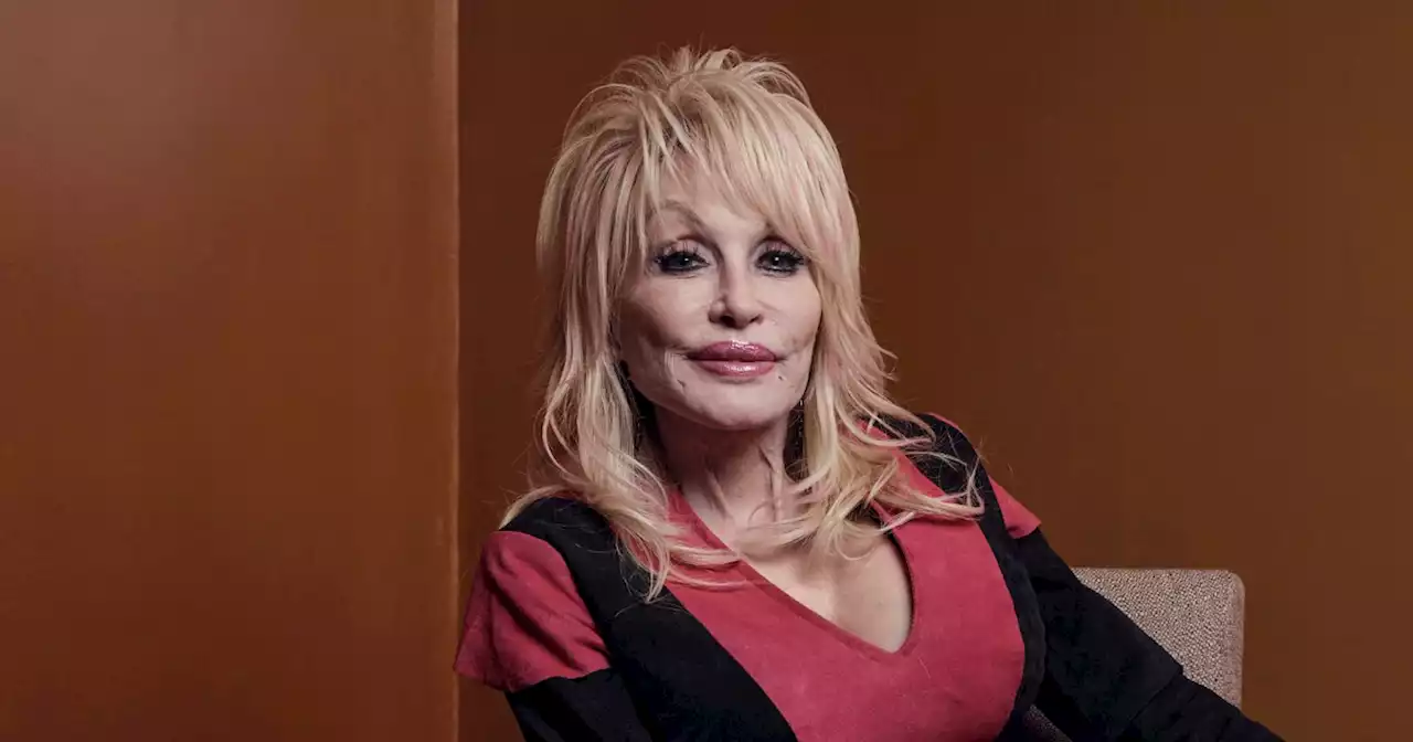 Dolly Parton receives $100 million Bezos Courage and Civility award