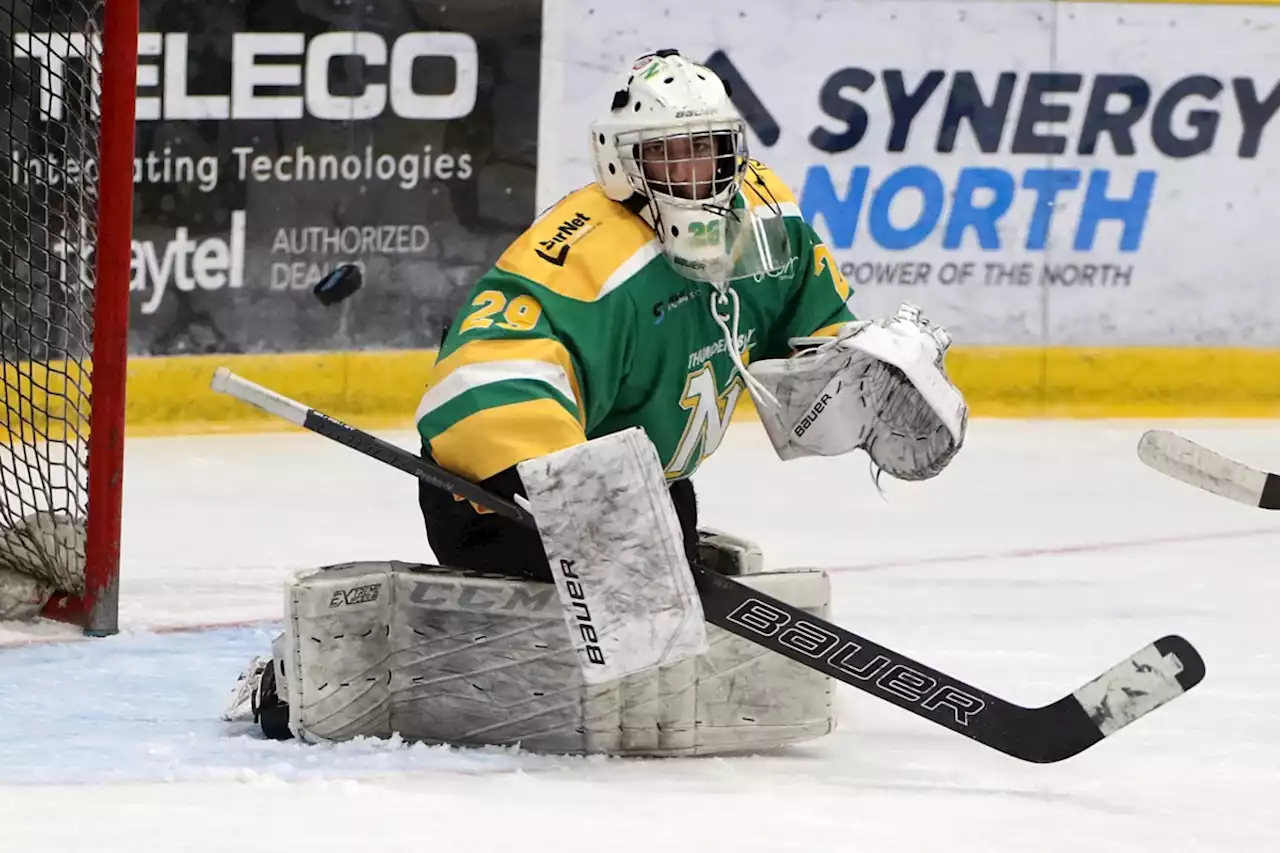 North Stars blow out last-place Lakers