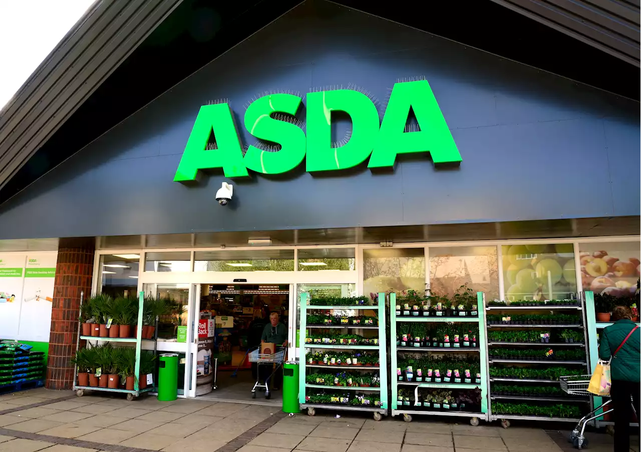 Asda shoppers have just one day to get £15 free through Christmas savings scheme