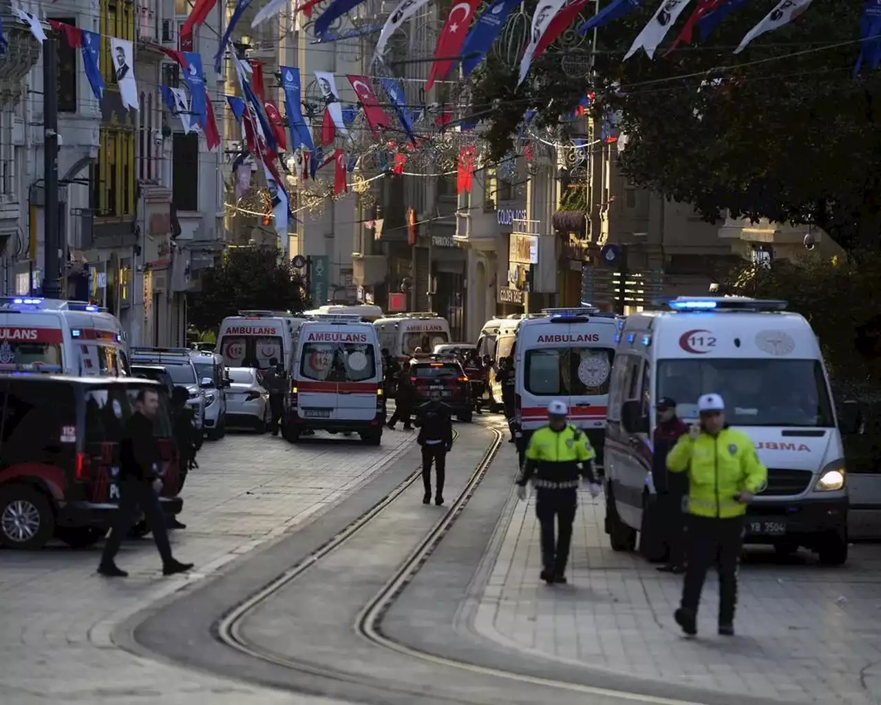 Explosion on major Istanbul avenue kills 4; cause unclear