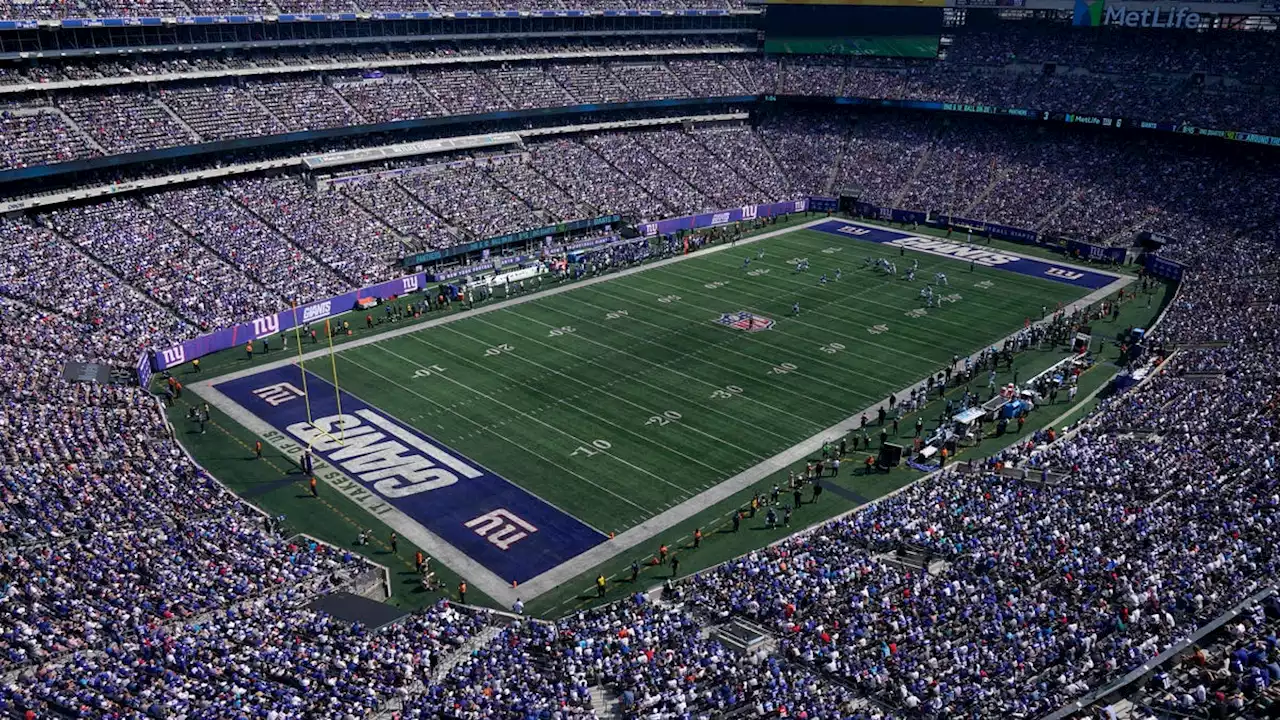 NFL Players Association calls on 6 venues to change their current playing surfaces