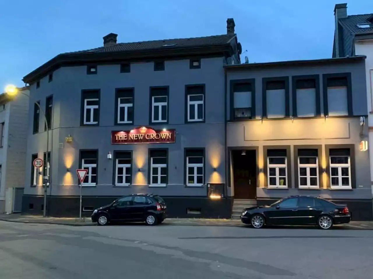 Landlord who famously moved Bridlington pub to Germany visits the original building