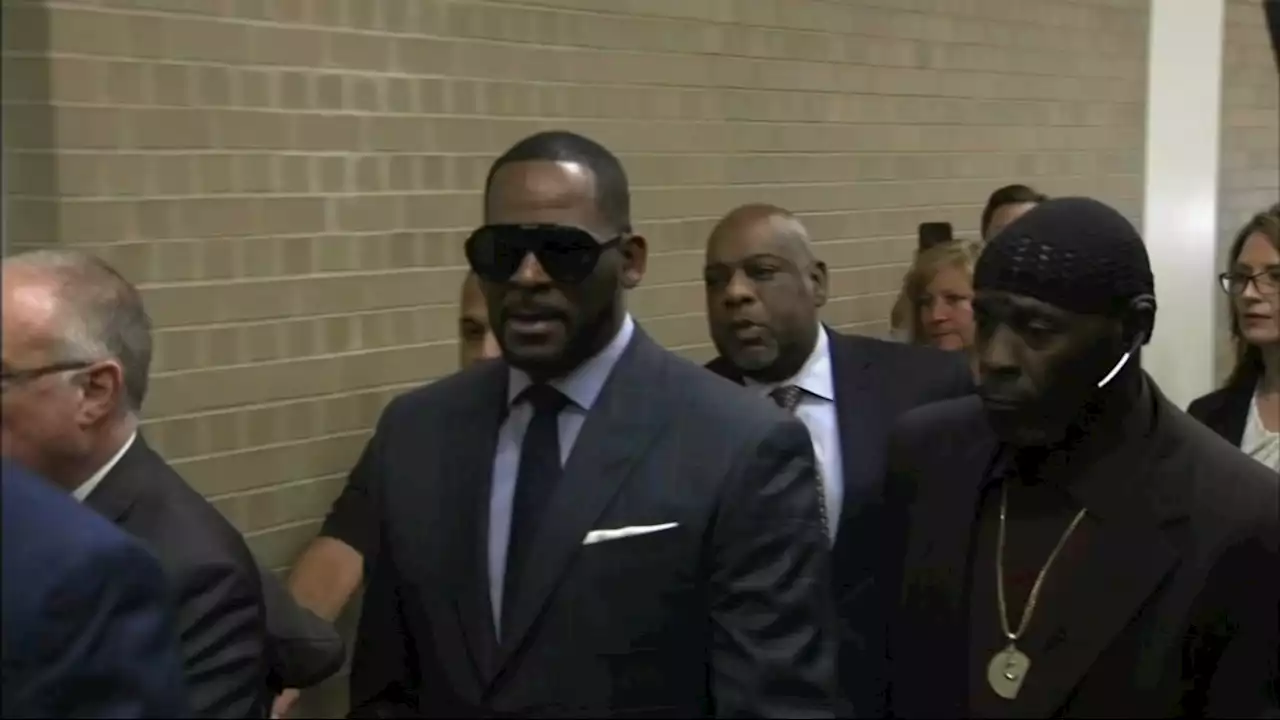 R Kelly news: Cook County prosecutors undecided on new trial for singer