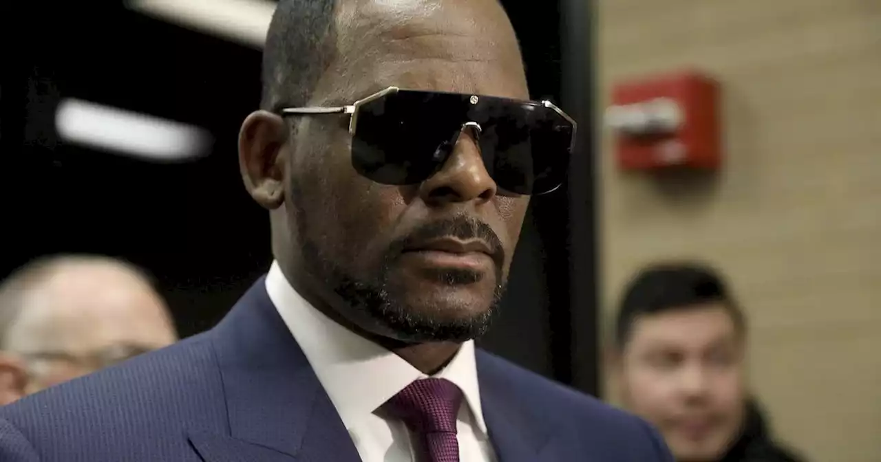 Still no movement in R. Kelly’s Cook County cases