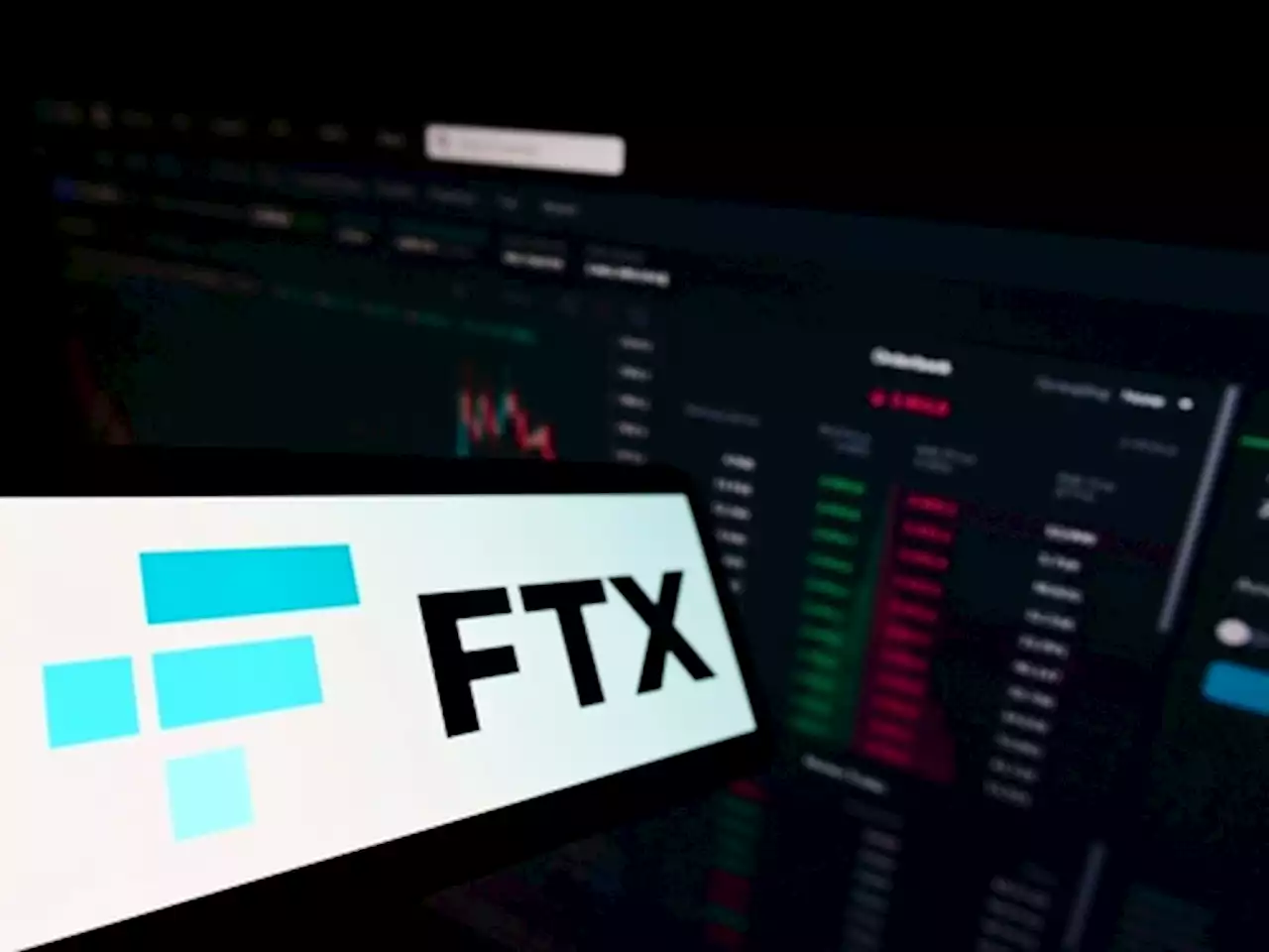 FTX Collapse Is Drawing Criminal Investigators’ Attention | CoinMarketCap