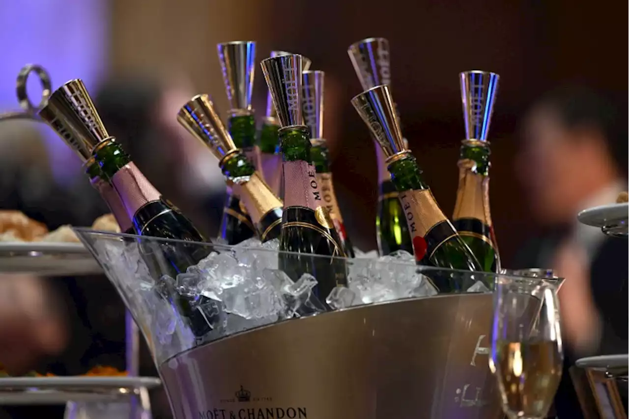 PHOTOS: Champagne Cascade at Denver’s Brown Palace kicks off their holiday season