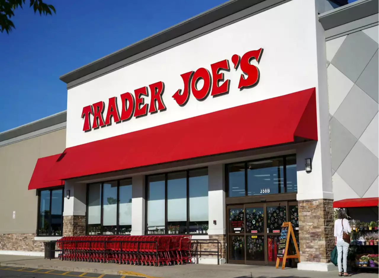 12 Thanksgiving Items To Buy From Trader Joe’s