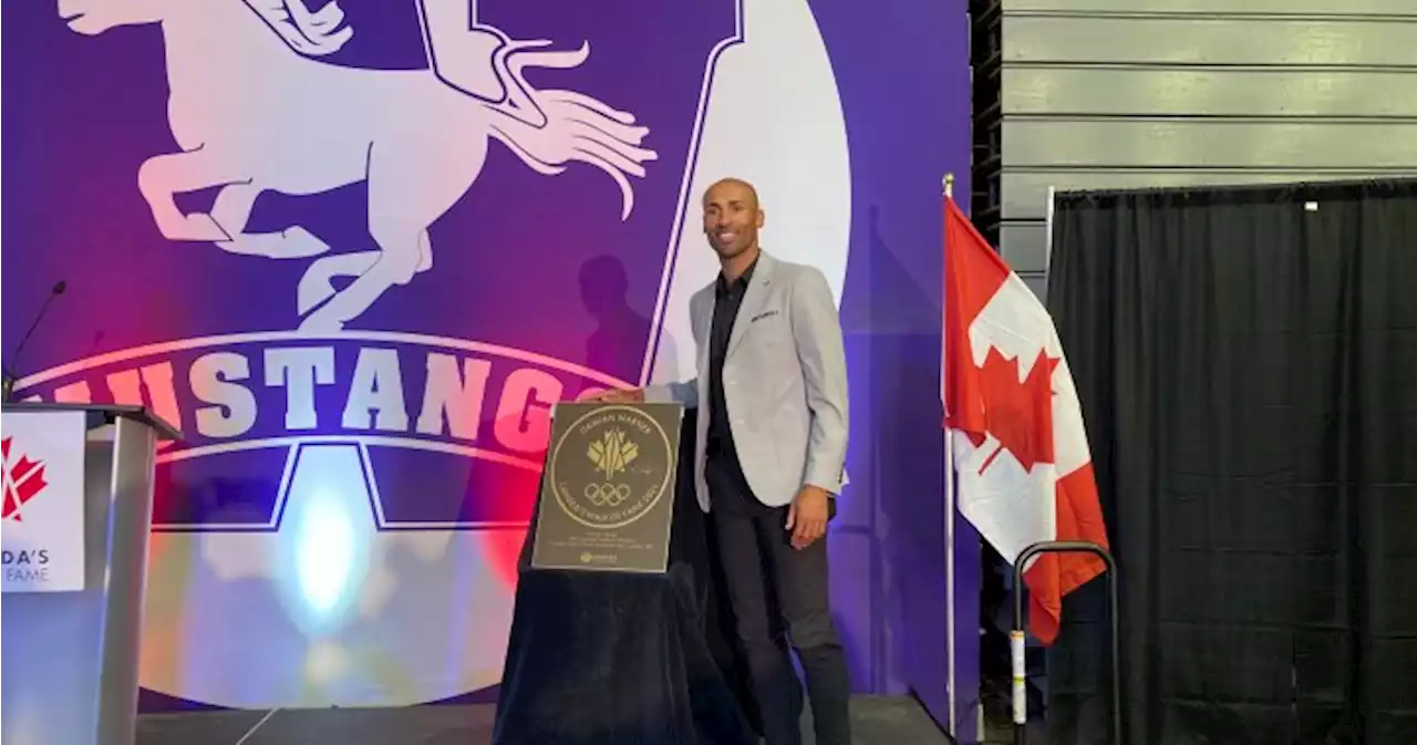 Damian Warner celebrates Canada’s Walk of Fame induction in hometown event at Western University - London | Globalnews.ca