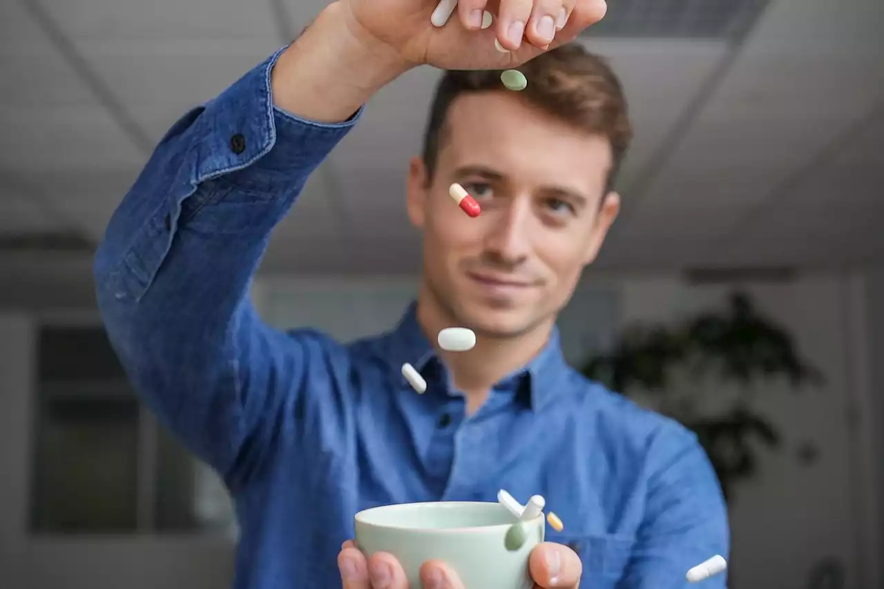 « Médicaments : la bombe à retardement » : les dérives du « tout antibio »