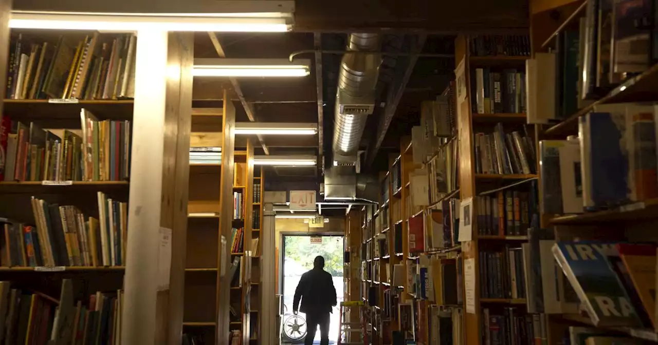 Beloved L.A. book emporium the Iliad bounces back after a mysterious fire